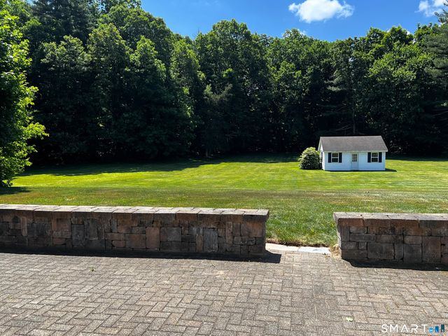 253 Arch Road, Avon, CT 06001