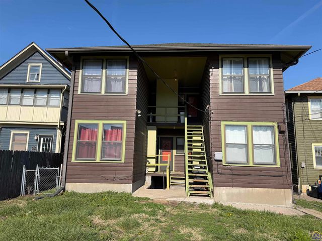 1116 SW Taylor ST, Topeka, KS 66612