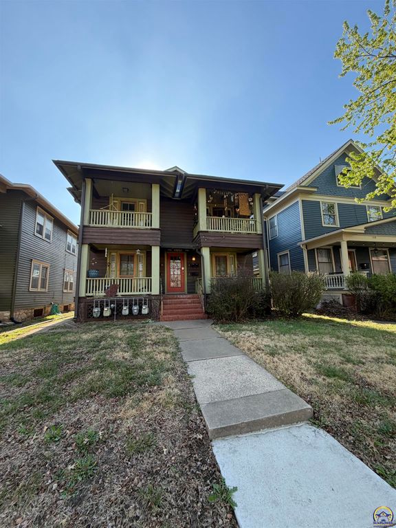1116 SW Taylor ST, Topeka, KS 66612