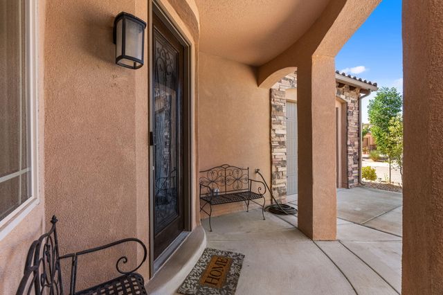 5625 Pikes Peak Loop NE, Rio Rancho, NM 87144