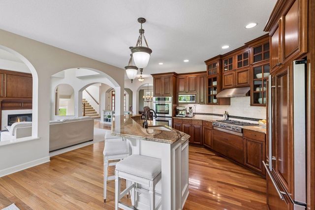3667 Lerive Way, Chaska, MN 55318