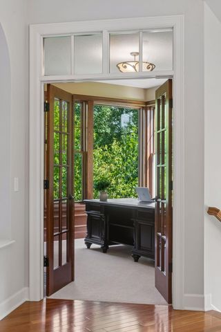 3667 Lerive Way, Chaska, MN 55318