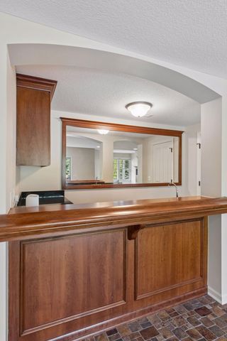 3667 Lerive Way, Chaska, MN 55318