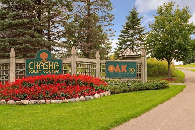 3667 Lerive Way, Chaska, MN 55318