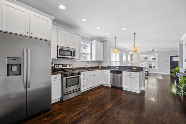 1702 Bailey Avenue, Chattanooga, TN 37404