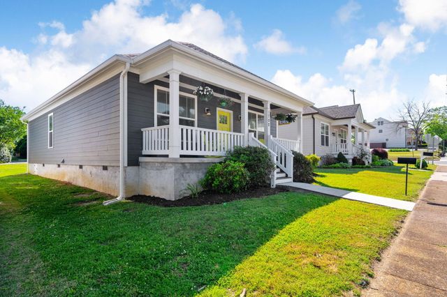 1702 Bailey Avenue, Chattanooga, TN 37404