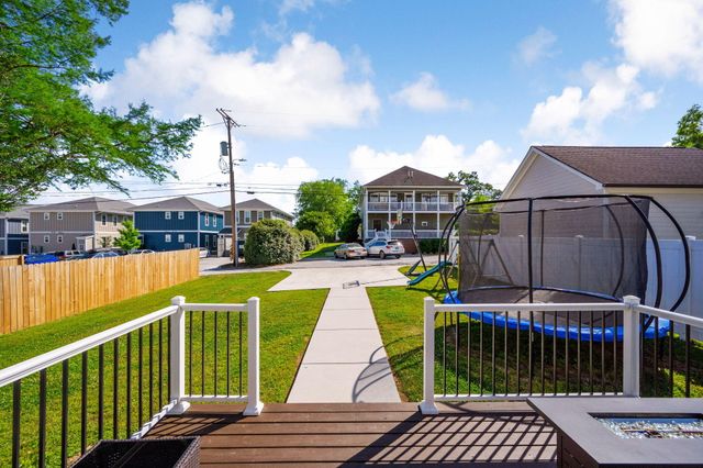 1702 Bailey Avenue, Chattanooga, TN 37404