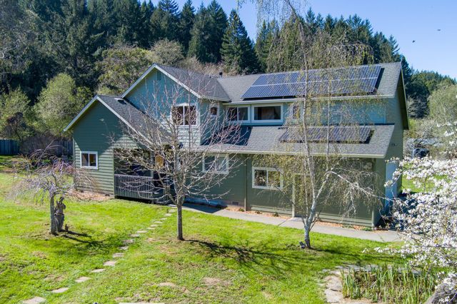 221 Russell Lane, Arcata, CA 95521