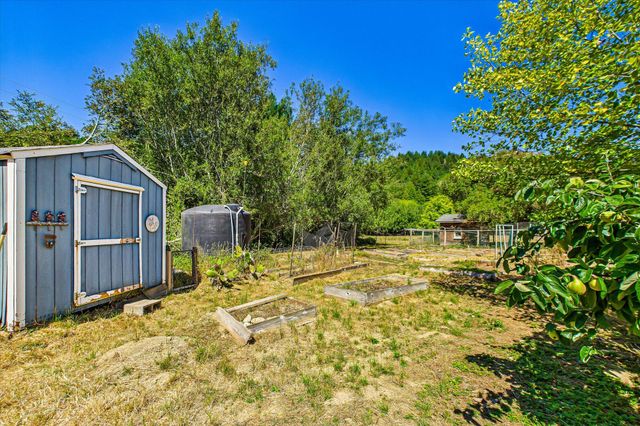 221 Russell Lane, Arcata, CA 95521