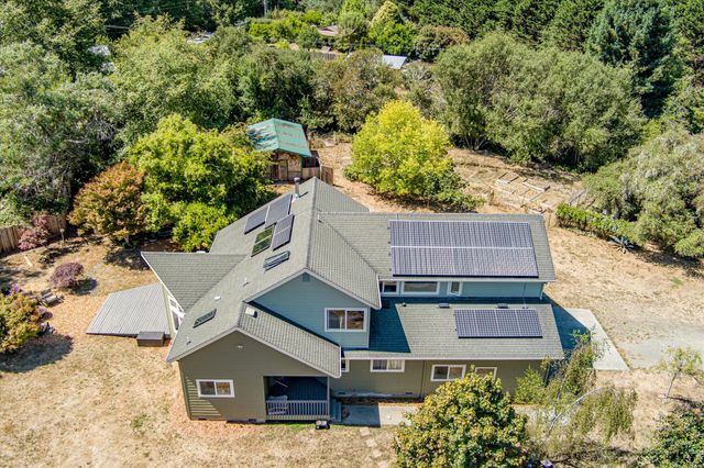 221 Russell Lane, Arcata, CA 95521