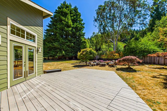 221 Russell Lane, Arcata, CA 95521