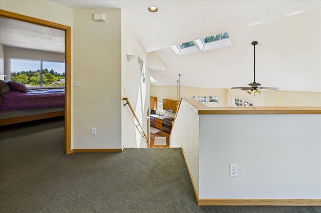 221 Russell Lane, Arcata, CA 95521