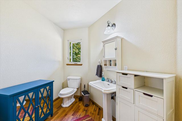 221 Russell Lane, Arcata, CA 95521