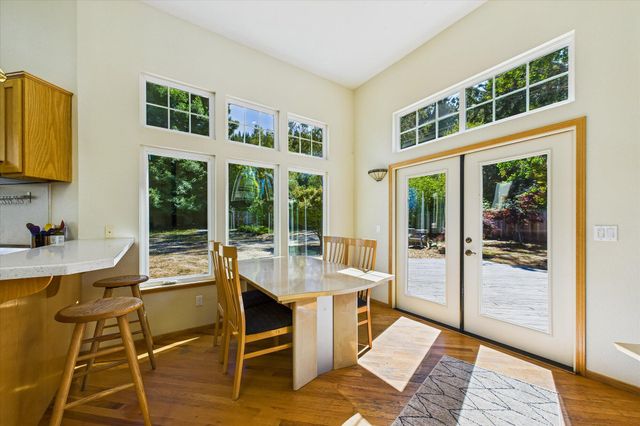 221 Russell Lane, Arcata, CA 95521