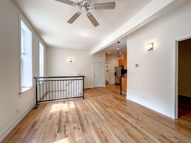 2835 N Damen Avenue 1R, Chicago, IL 60618