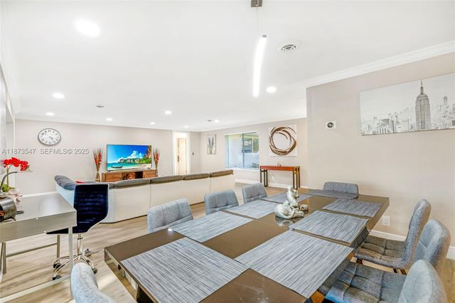 5740 NE 19th Avenue, Fort Lauderdale, FL 33308