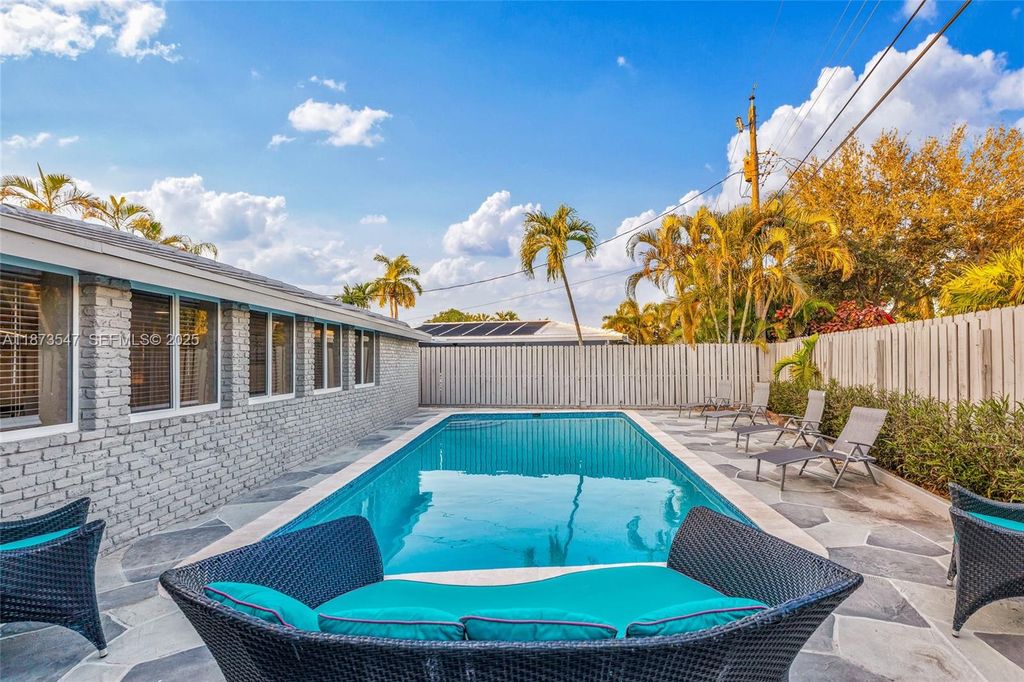 5740 NE 19th Avenue, Fort Lauderdale, FL 33308