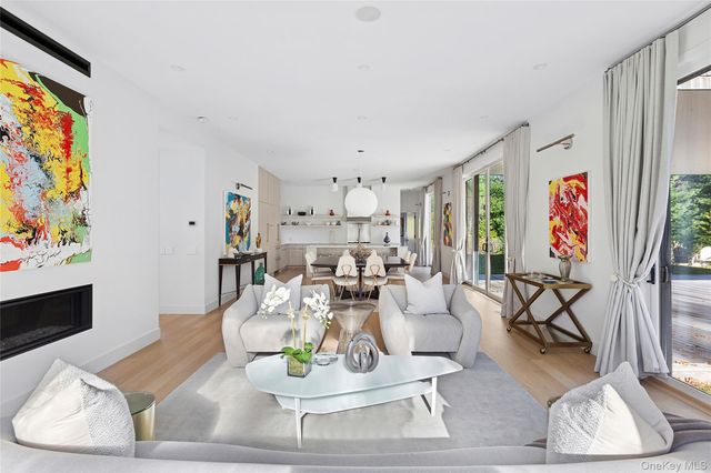 26 Alewive Brook Road, East Hampton, NY 11937