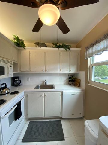 72 Newport D 72, Deerfield Beach, FL 33442