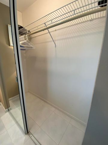 72 Newport D 72, Deerfield Beach, FL 33442