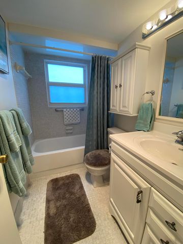 72 Newport D 72, Deerfield Beach, FL 33442