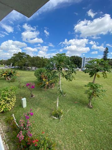 72 Newport D 72, Deerfield Beach, FL 33442