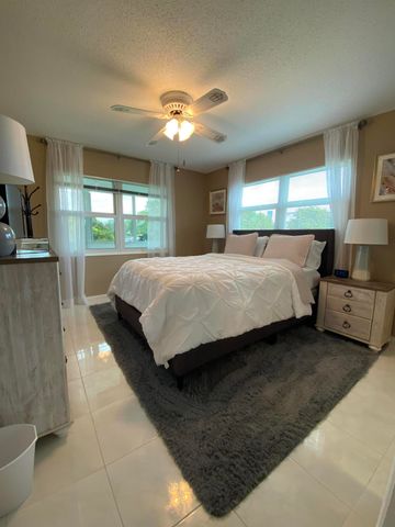 72 Newport D 72, Deerfield Beach, FL 33442