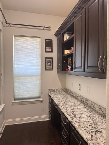 416 Vine Street, Irving, TX 75039