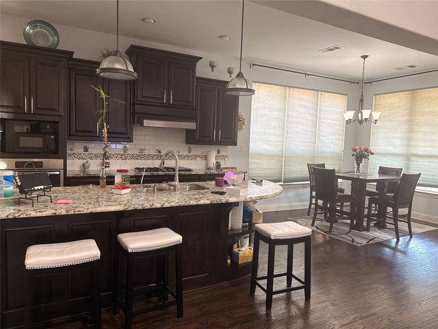416 Vine Street, Irving, TX 75039