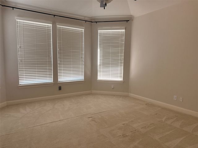 416 Vine Street, Irving, TX 75039