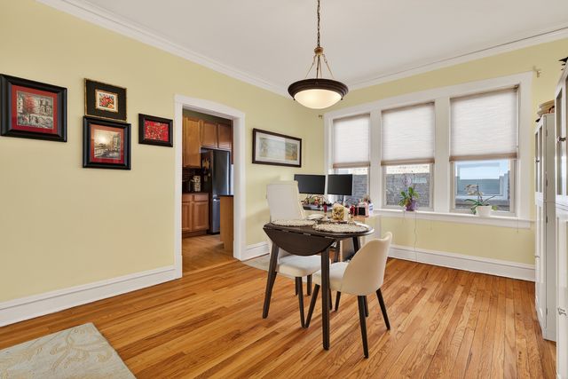 242 S MAPLE Avenue 3E, Oak Park, IL 60302