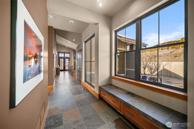 232 Crystal Drive, Chelan, WA 98816