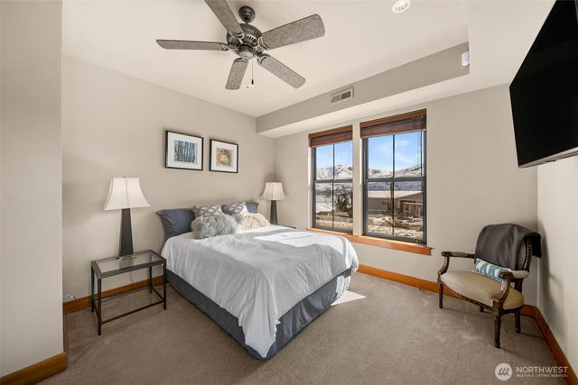 232 Crystal Drive, Chelan, WA 98816