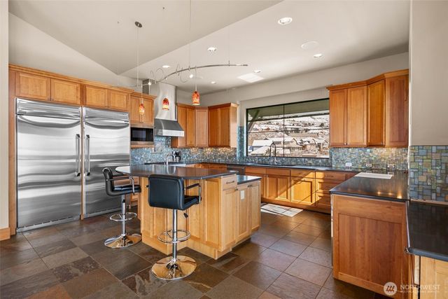 232 Crystal Drive, Chelan, WA 98816