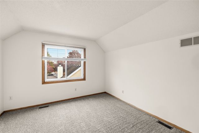 4406 99th Street, Urbandale, IA 50322