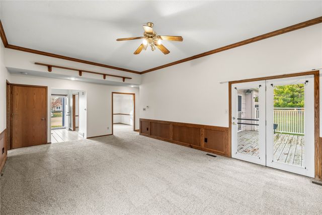 4406 99th Street, Urbandale, IA 50322