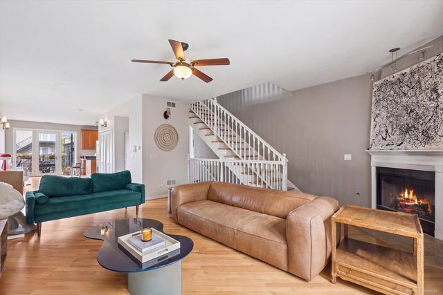 1730 S DES PLAINES Avenue 2, Chicago, IL 60616