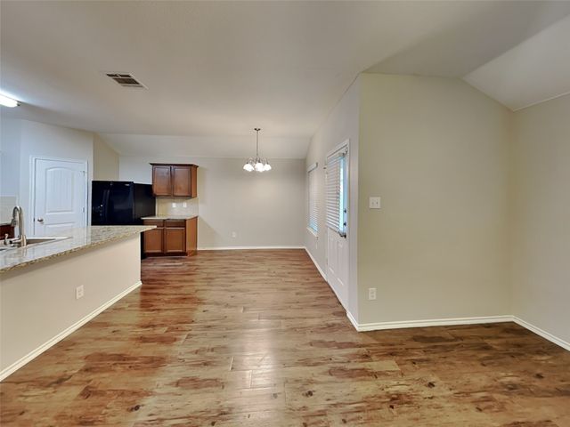 3025 Iris Drive, Lancaster, TX 75146