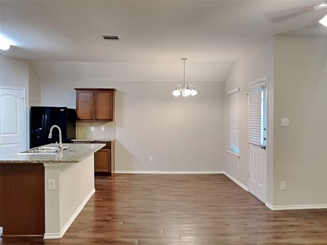 3025 Iris Drive, Lancaster, TX 75146