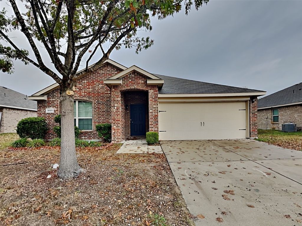 3025 Iris Drive, Lancaster, TX 75146