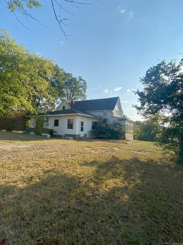 111 N 3rd Street, Black Rock, AR 72415