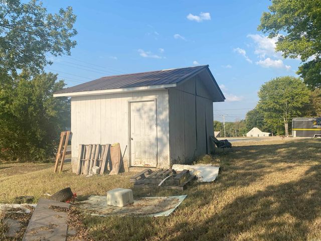 111 N 3rd Street, Black Rock, AR 72415