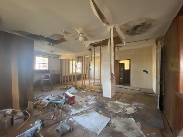 111 N 3rd Street, Black Rock, AR 72415