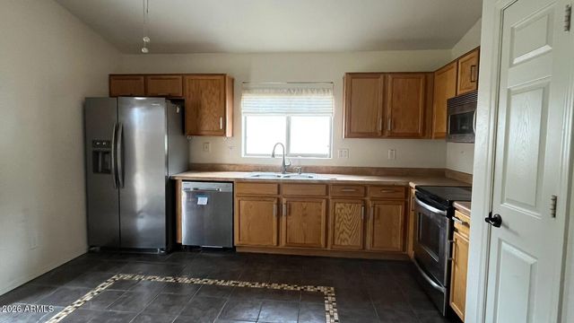 24013 N MOJAVE Lane, Florence, AZ 85132