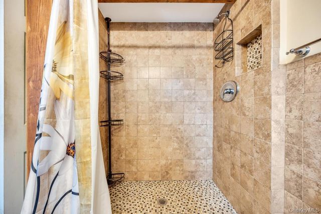 25 Cedar Road, Wading River, NY 11792