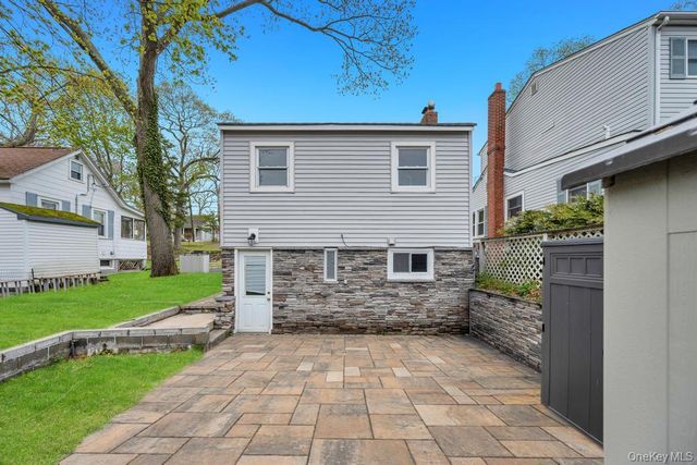 25 Cedar Road, Wading River, NY 11792