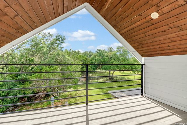 838 GEORG OAKS, Bulverde, TX 78163