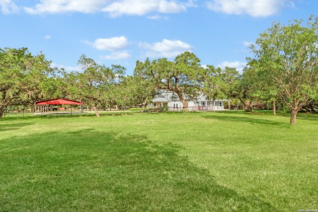 838 GEORG OAKS, Bulverde, TX 78163