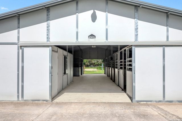 838 GEORG OAKS, Bulverde, TX 78163