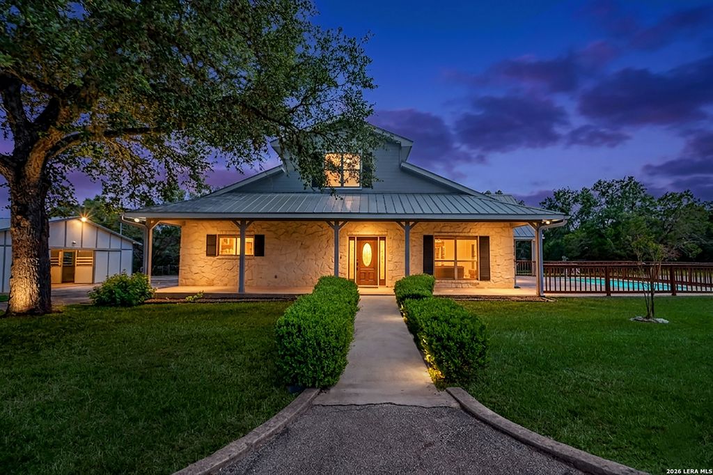 838 GEORG OAKS, Bulverde, TX 78163